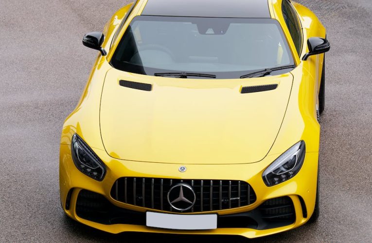 Mercedes: Złoto pod nazwiskiem – o fenomenalnej historii i nowoczesnej technologii aut tej marki