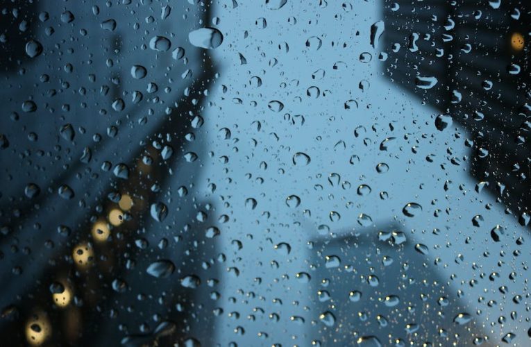 Zaskakujący wpływ pogody w Warszawie na nasze samopoczucie i codzienne życie
